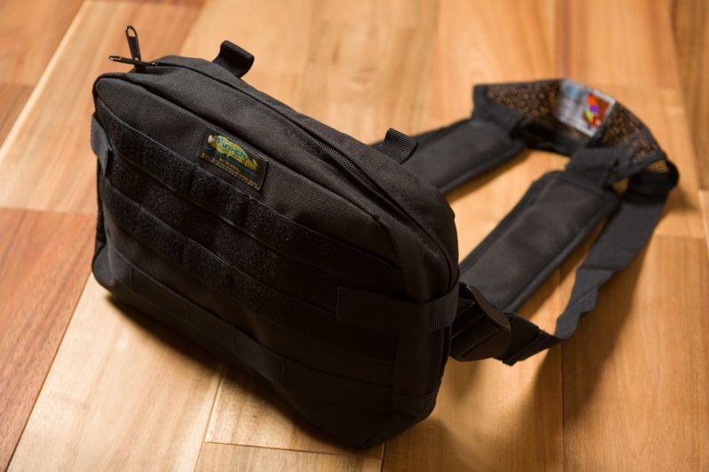 Military Kangaroo Bag（ミリタリーカンガルーバッグ）